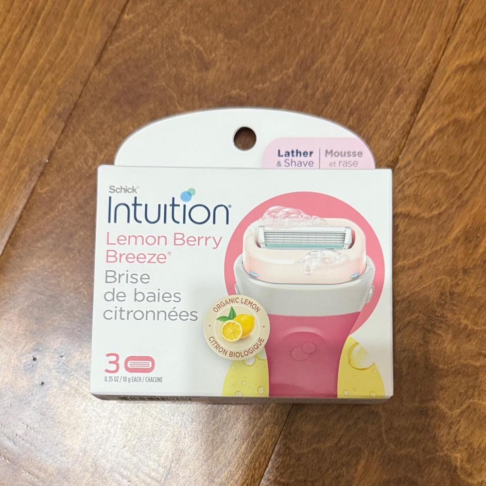 NWT Schick Intuition Lemon Berry Breeze Razors-pack of 3